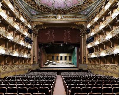 Teatro San Carlos Teatro San Carlos by Massimo Listri, baroque interior of the theatre in gold